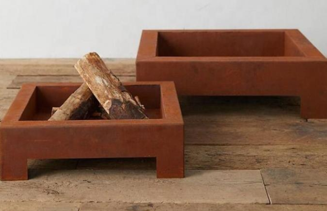 На открытом воздухе нагревая таблица ямы огня Corten квадрата стальная деревянная горящая