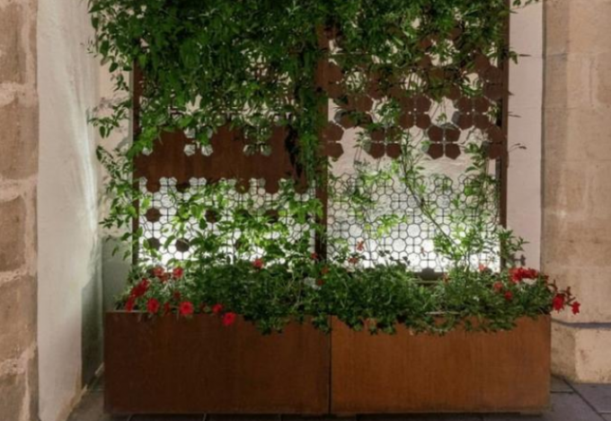Коробка плантатора ринва Corten декоративной шпалеры металла современного дизайна стальная