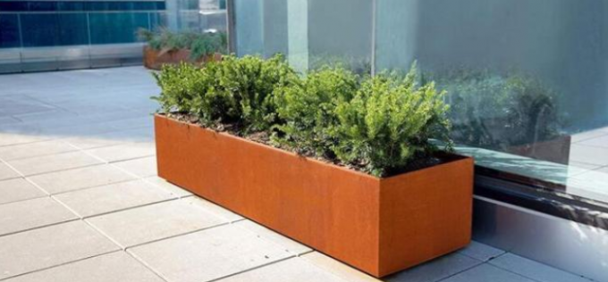 Плантатор прямоугольника Corten современной коробки ринва металла баков сада длинной стальной