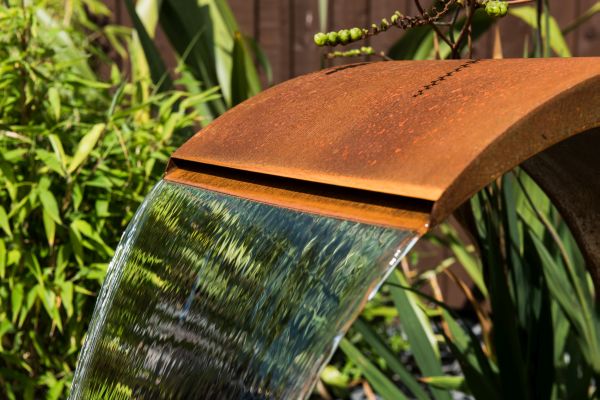  Орнамент сада фонтана Corten на открытом воздухе особенности воды металла стальной