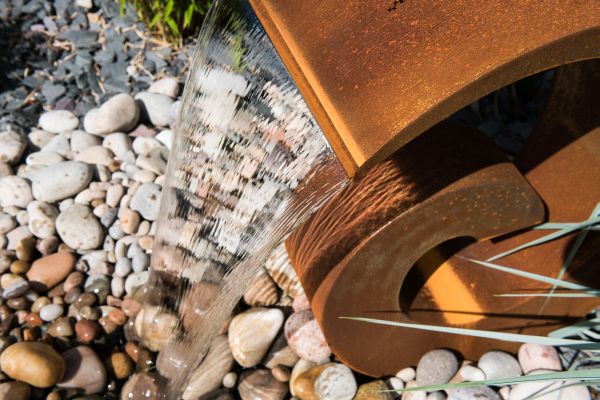Орнамент сада фонтана Corten на открытом воздухе особенности воды металла стальной