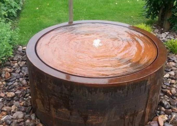 Искусства крытого сада современного дизайна фонтаны Corten на открытом воздухе стальные с насосами