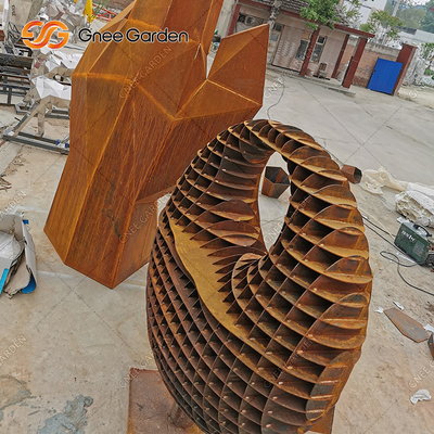 Статуя скульптуры орнамента статуи сада металла золота Corten стальная классическая