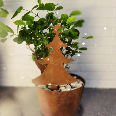 Сад металла Corten стальной заржаветый орнаментирует украшение рождественской елки форменное