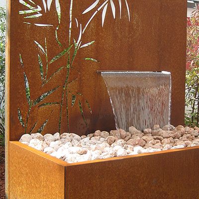 фонтан 1500x1000x600mm деревенский Corten стальной с лазером отрезал панель экрана