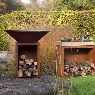 Заржаветая яма огня высоты 100cm Corten стальная на открытом воздухе с деревянным хранением