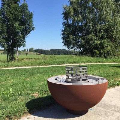 БАРБЕКЮ ямы огня 1000mm на открытом воздухе Corten стальное с подгонянным кольцом гриля