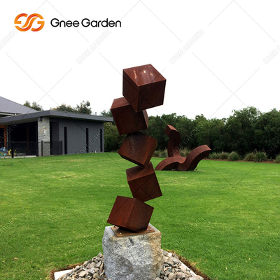 Скульптура Corten блока опасности стальная заржавела скульптуры сада металла для лужайки