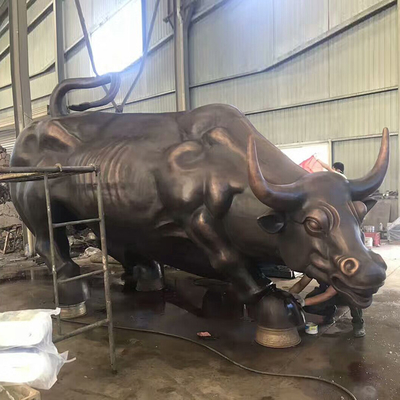 Статуи ландшафта яркой бронзовой Bull скульптуры высоты 180cm на открытом воздухе