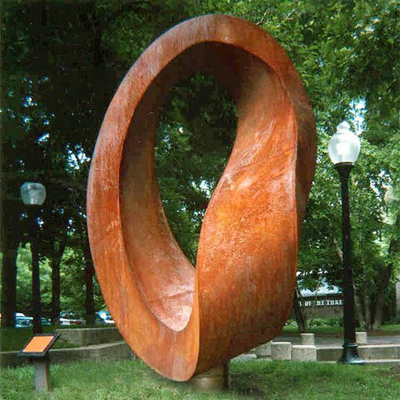 Сталь Corten конспекта современного кольца конспекта деревенская ваяет большие статуи металла