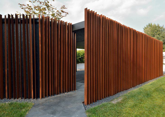 панели загородки Corten сада 2m дизайн высокой стальной внешний для жилого