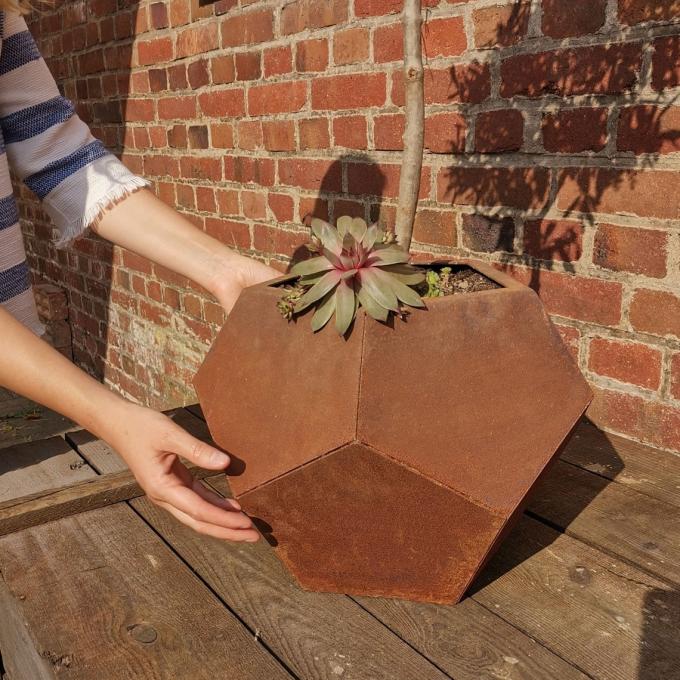Лазер изготовления на заказ отрезал сада плантатора Corten вазы Corten цветочный горшок формы стального большого декоративного стального творческого на открытом воздухе изготовленный на заказ