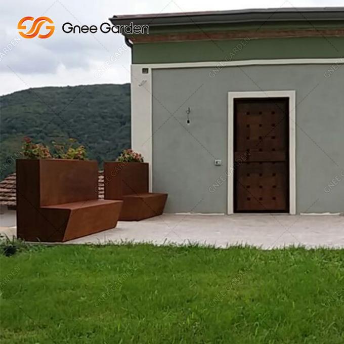 Изготовленной на заказ на открытом воздухе Суд стали Corten конструированный мебелью с плантатором