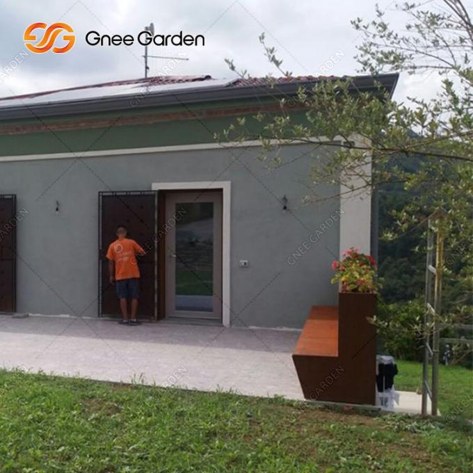 Изготовленной на заказ на открытом воздухе Суд стали Corten конструированный мебелью с плантатором